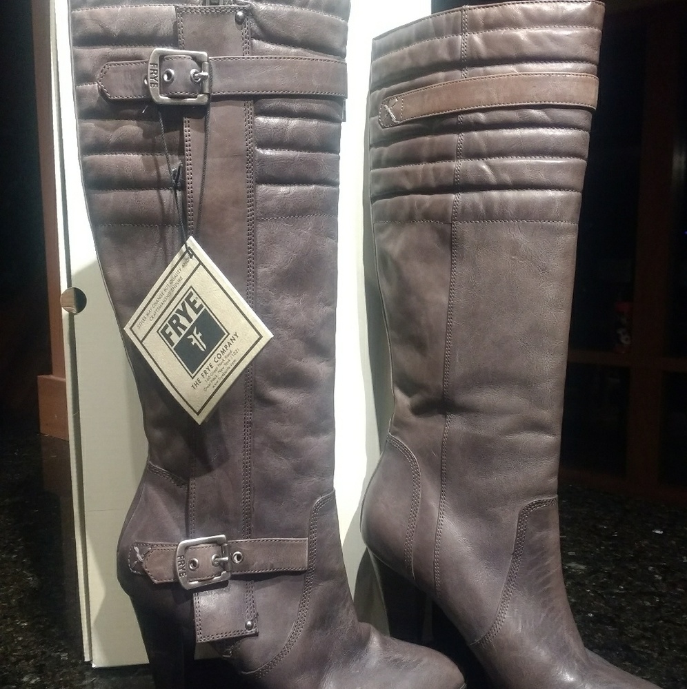 Frye Harlow tall Moto boots
